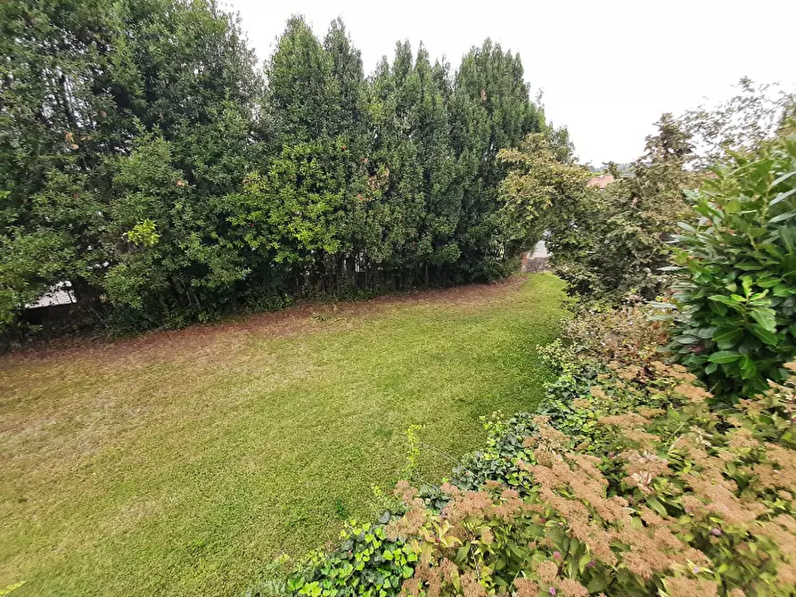 Immagine 15 di Villa in vendita  in Via Cavour a San Felice Del Benaco