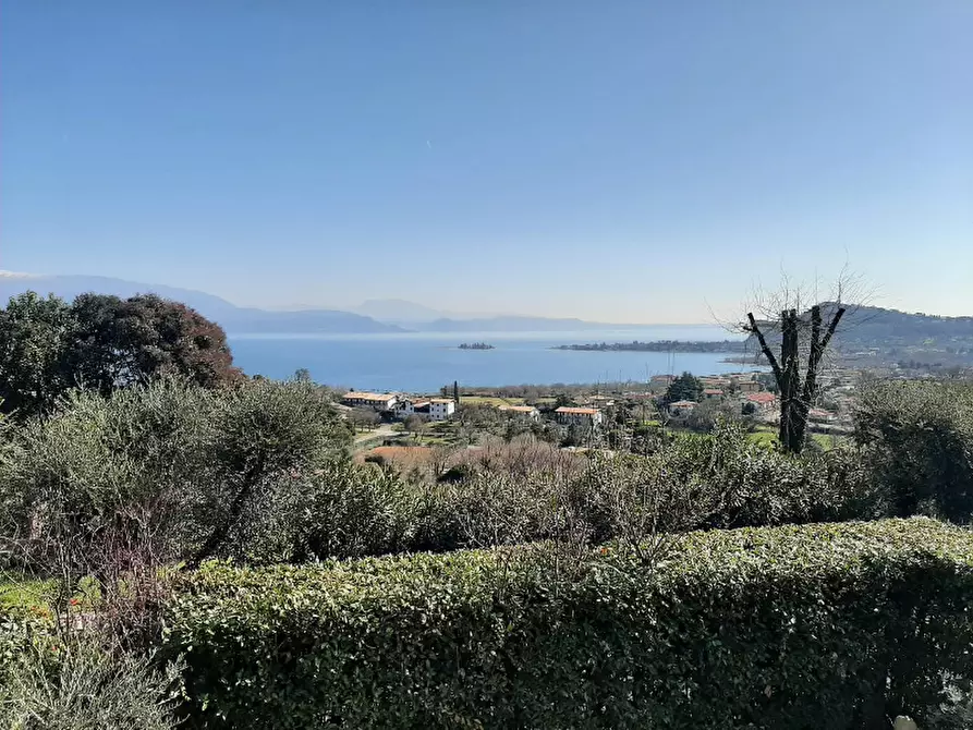 Immagine 2 di Villa in affitto  in Via Serraglie a Manerba Del Garda