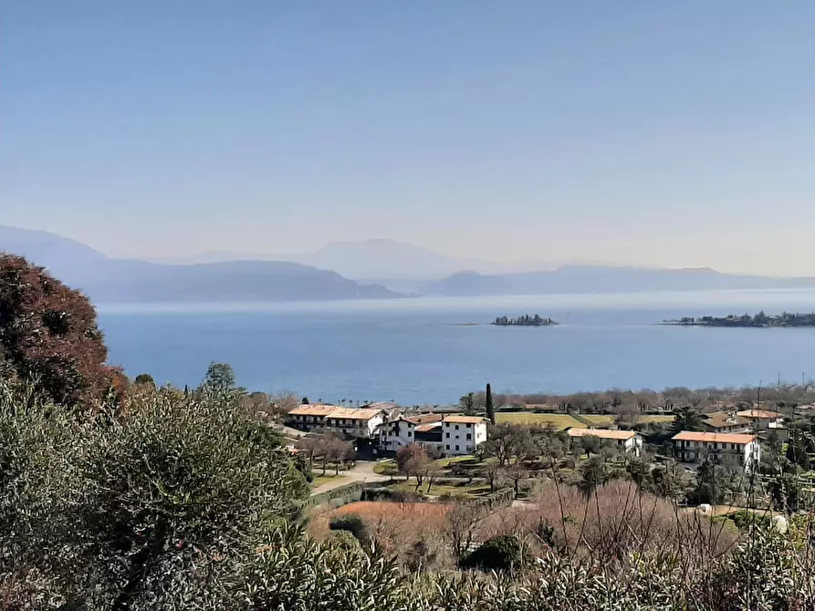 Immagine 3 di Villa in affitto  in Via Serraglie a Manerba Del Garda