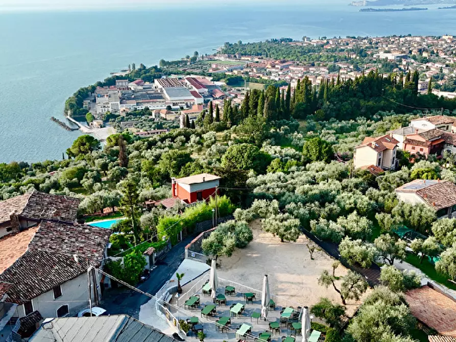 Immagine 2 di Bar / Ristorante in vendita  in Via Pulciano Gaino a Toscolano-Maderno