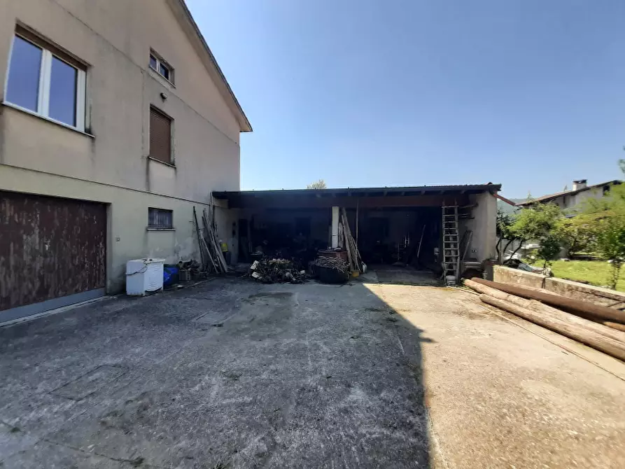 Immagine 6 di Villa in vendita  in Via Ridelli a Gavardo