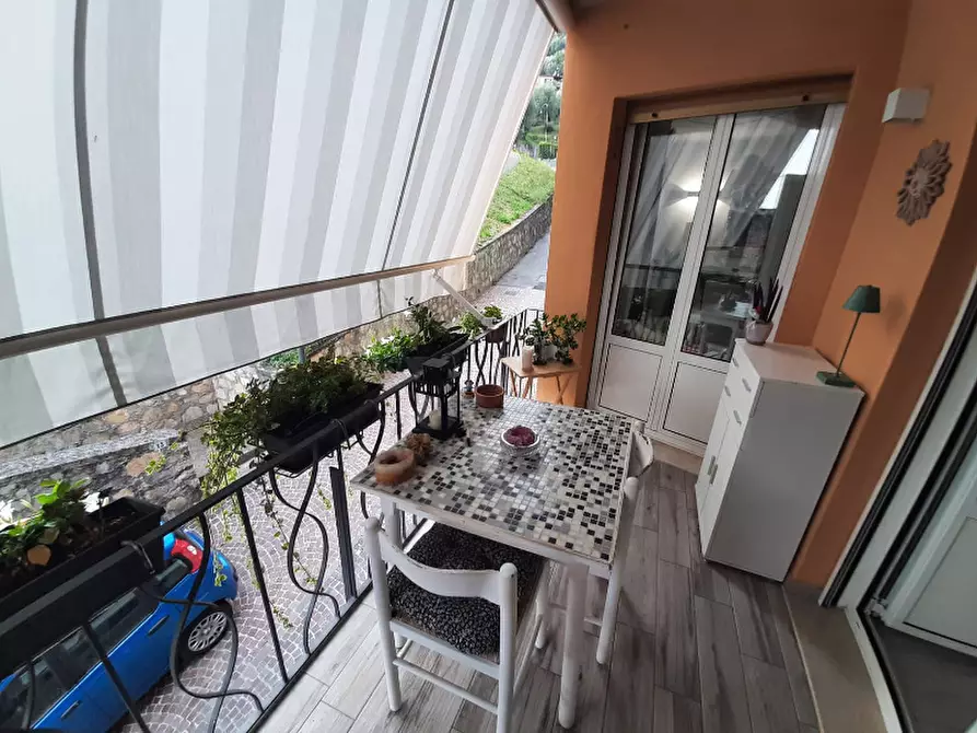 Immagine 15 di Appartamento in vendita  in Via Portizzolo a Gardone Riviera