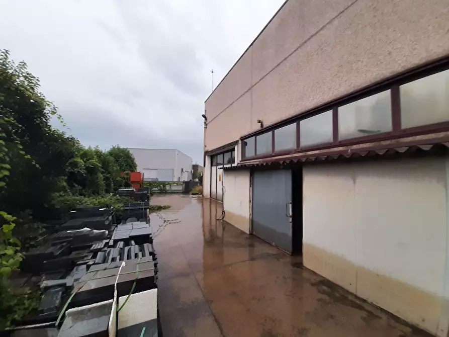 Immagine 14 di Capannone industriale in vendita  in Via Campo Mas cior a Puegnago Sul Garda