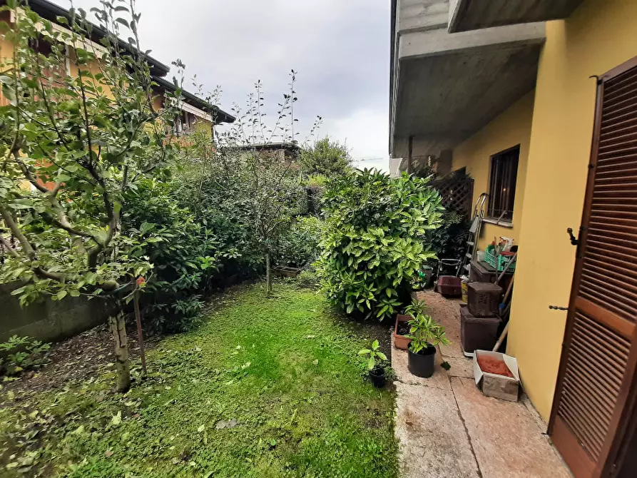 Immagine 9 di Villetta a schiera in vendita  in Via primo maggio a Manerba Del Garda