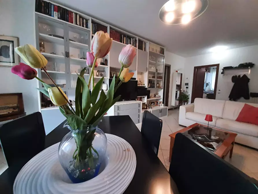 Immagine 1 di Appartamento in vendita  in Piazza della pace a Vobarno