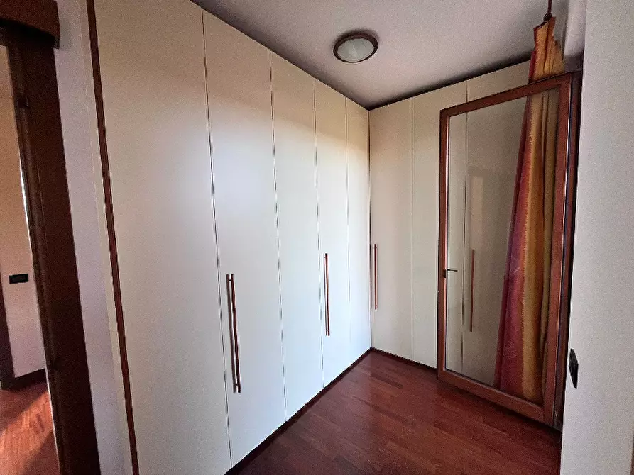 Immagine 15 di Villetta a schiera in vendita  in Via Montanina a Manerba Del Garda