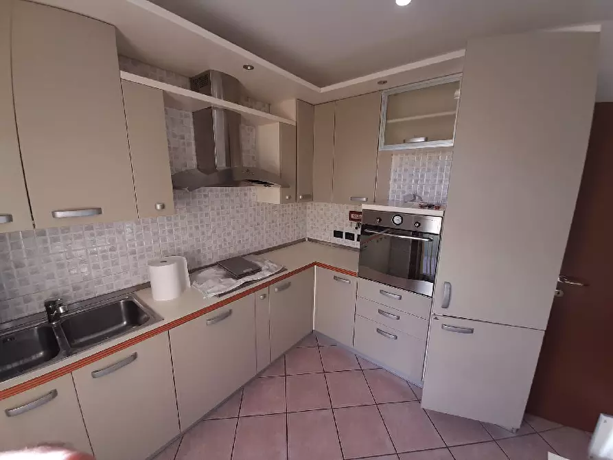 Immagine 11 di Villetta a schiera in vendita  in Via Montanina a Manerba Del Garda