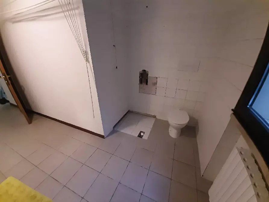 Immagine 19 di Villetta a schiera in vendita  in Via Montanina a Manerba Del Garda