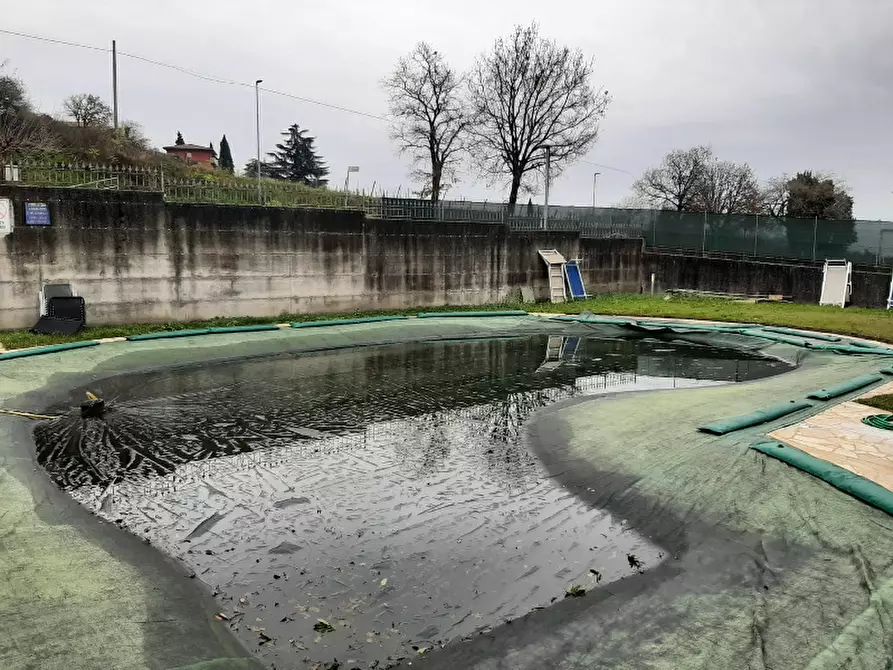 Immagine 2 di Appartamento in vendita  in Via Valtenesi a Muscoline