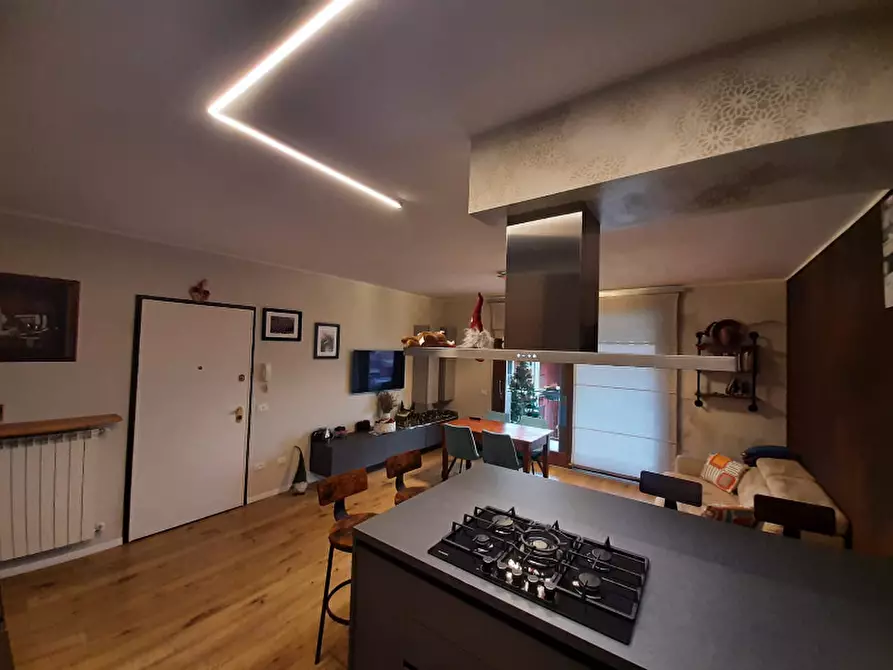 Immagine 5 di Appartamento in vendita  in Via Valtenesi a Muscoline