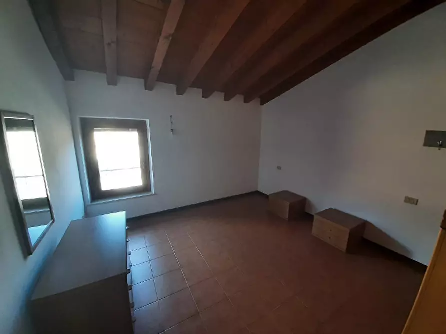 Immagine 17 di Appartamento in vendita  in Via Garibaldi, 43 a San Felice Del Benaco