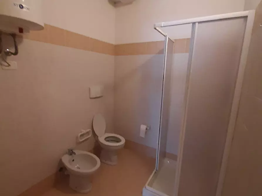 Immagine 15 di Ufficio in vendita  in Via case sparse serraglie, 65 a Manerba Del Garda