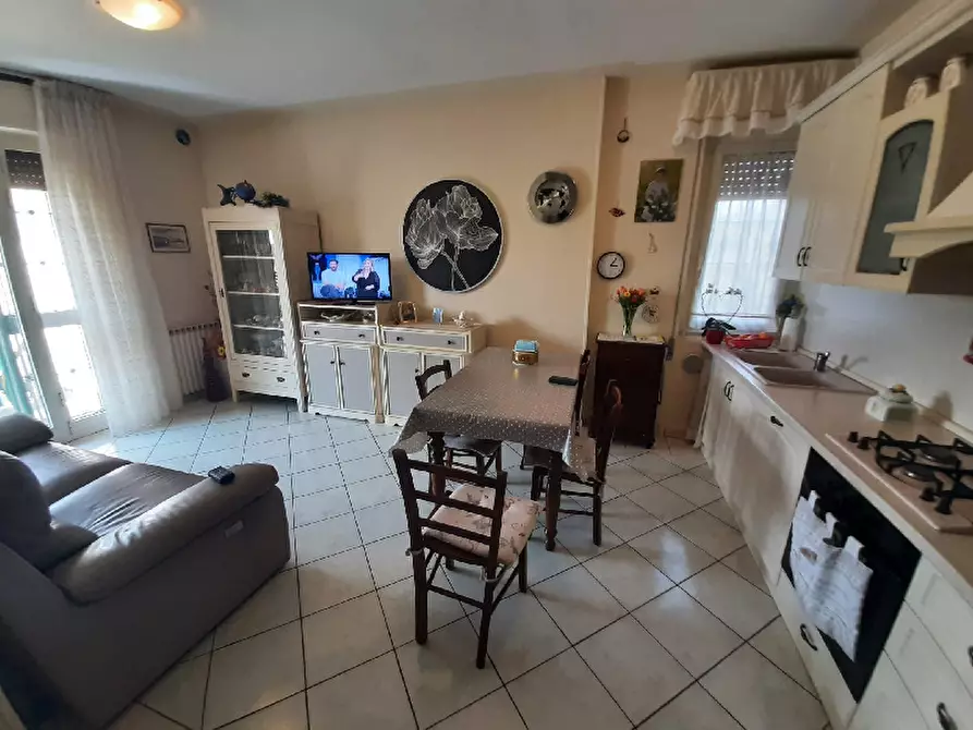 Immagine 9 di Appartamento in vendita  in Via Case Sparse Serraglie 123 a Manerba Del Garda