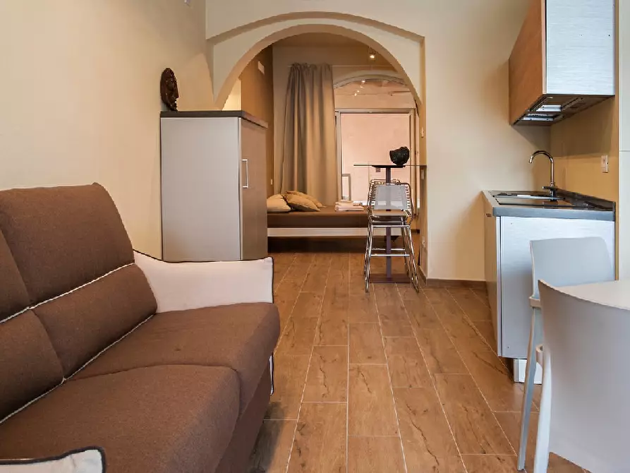 Immagine 18 di Appartamento in vendita  in Via Trento a San Felice Del Benaco