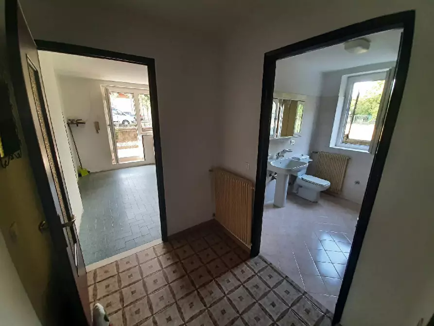 Immagine 11 di Appartamento in vendita  in Via Marconi a Roè Volciano