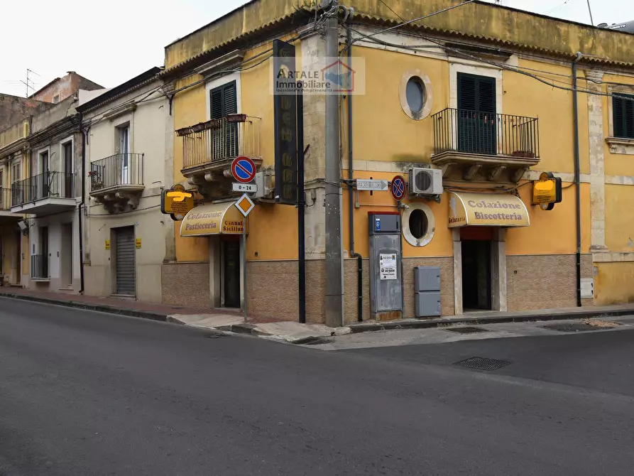 Immagine 1 di Locale commerciale in vendita  in Vittorio Emanuele 82 a Avola