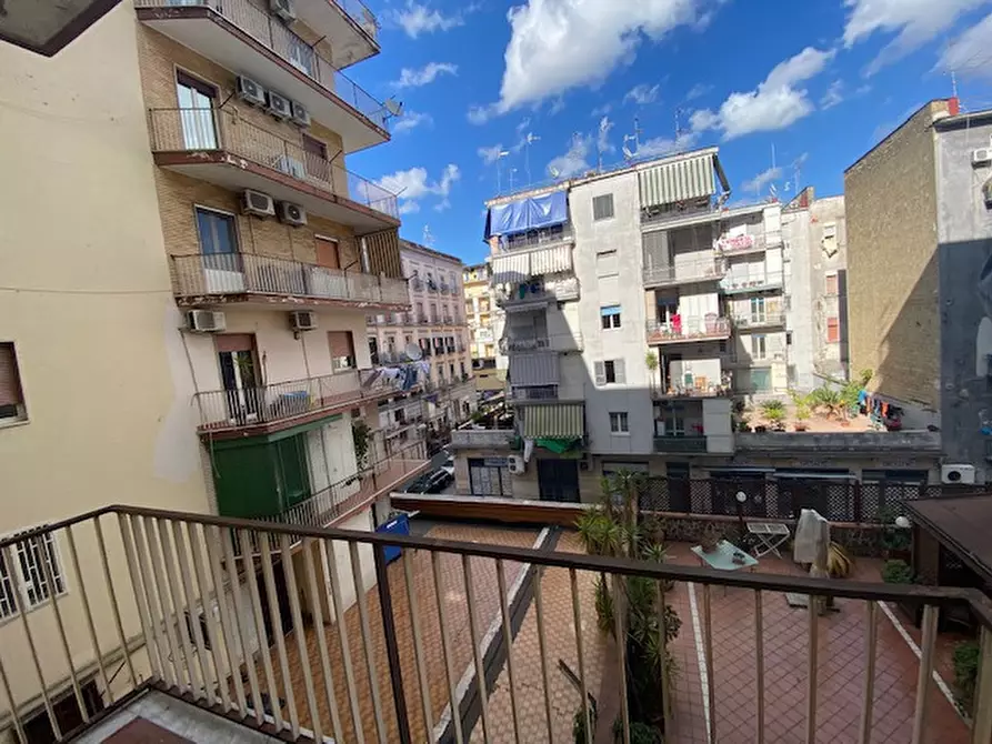 Immagine 26 di Appartamento in vendita  in Via nicola nicolini, 40 a Napoli