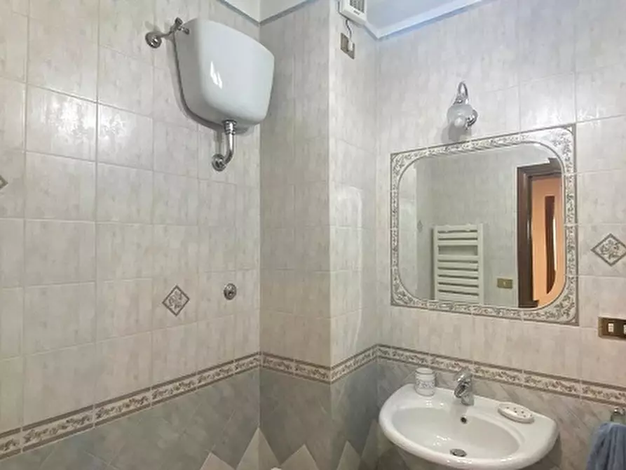 Immagine 21 di Appartamento in vendita  in Via prolungamento carlo de marco a Napoli