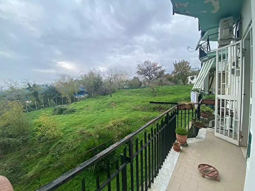 Immagine 11 di Appartamento in vendita  in Via prolungamento carlo de marco a Napoli