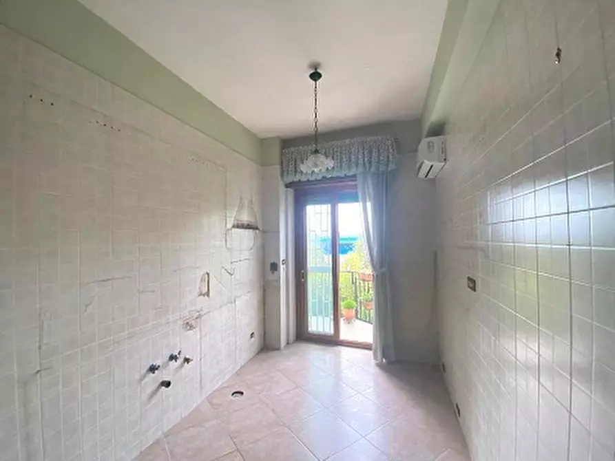 Immagine 9 di Appartamento in vendita  in Via prolungamento carlo de marco a Napoli