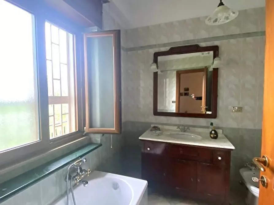 Immagine 20 di Appartamento in vendita  in Via prolungamento carlo de marco a Napoli