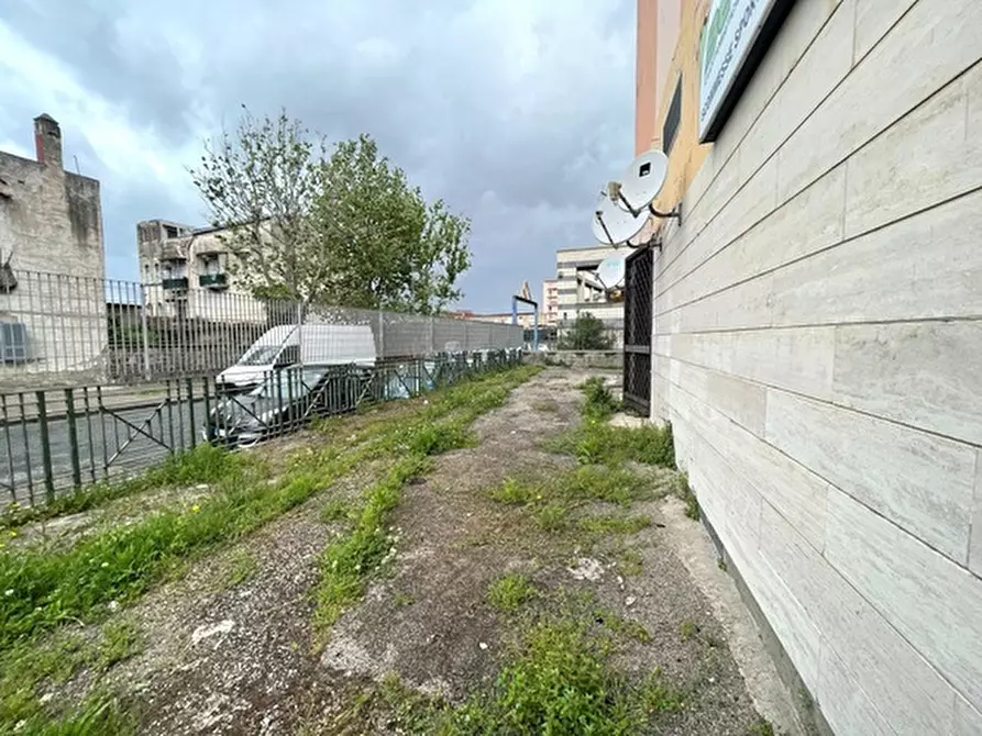 Immagine 3 di Box auto in vendita  in Via bernardo quaranta a Napoli