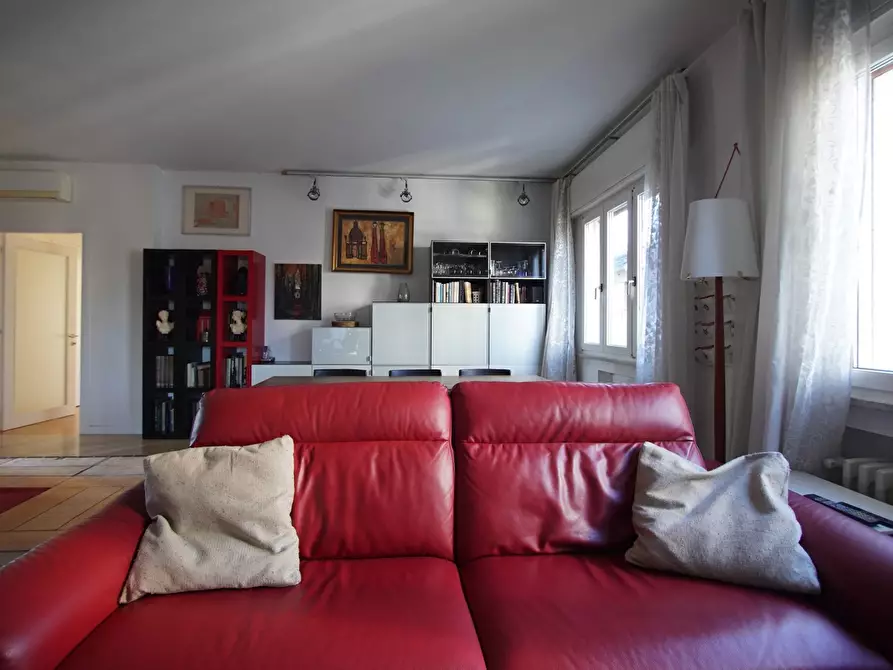 Immagine 6 di Appartamento in vendita  in Viale Garibaldi, . a Venezia