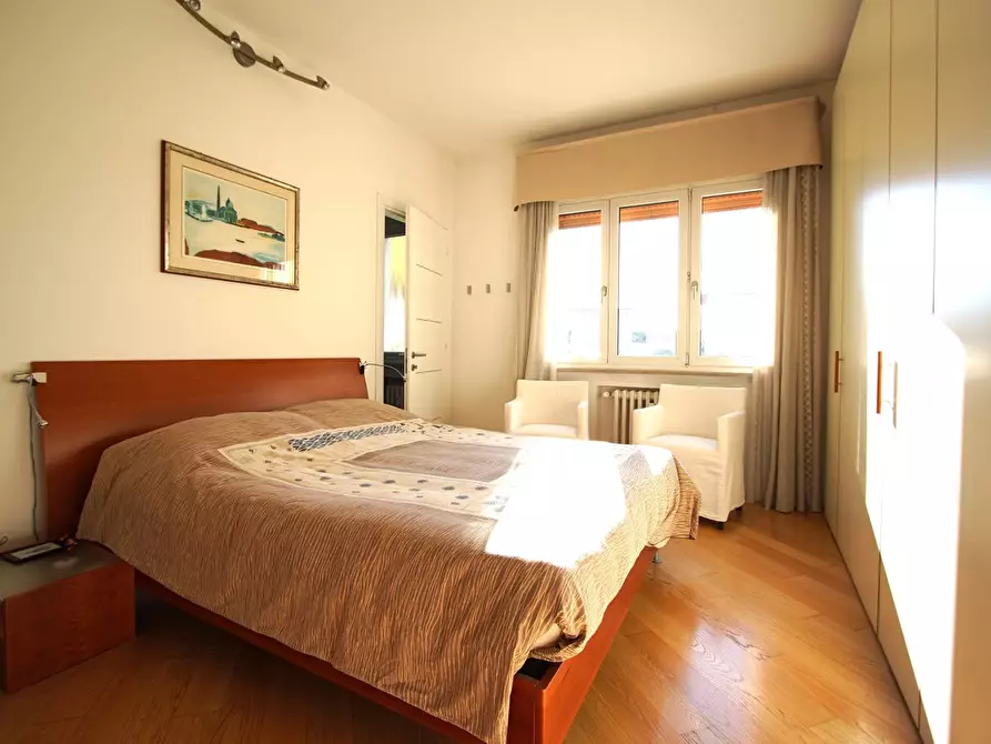 Immagine 13 di Appartamento in vendita  in Viale Garibaldi, . a Venezia