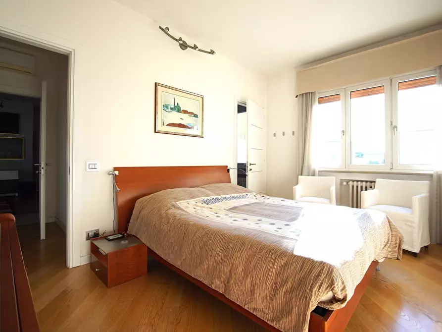 Immagine 14 di Appartamento in vendita  in Viale Garibaldi, . a Venezia