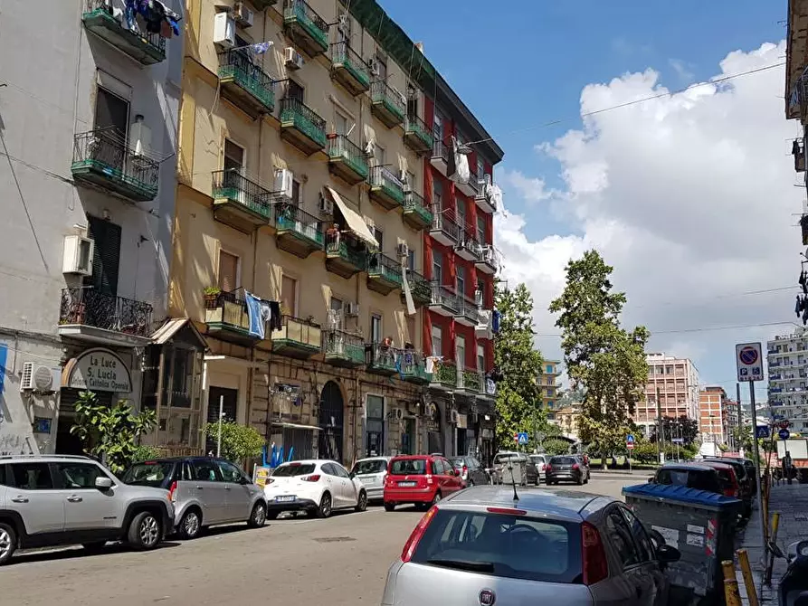 Immagine 1 di Negozio in vendita  in Via Rimini a Napoli