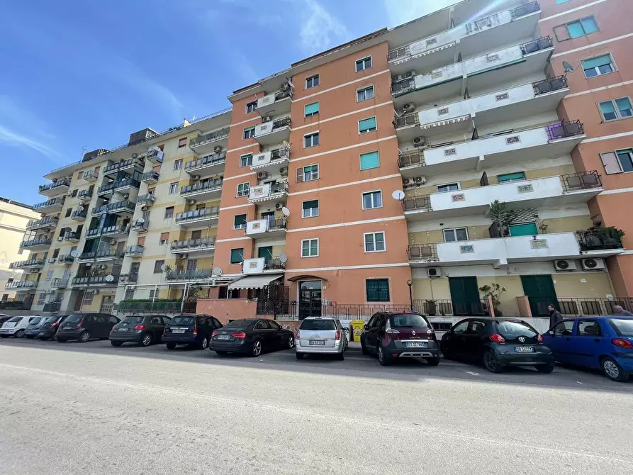 Immagine 1 di Appartamento in vendita  in Via Virginia Woolf a Napoli