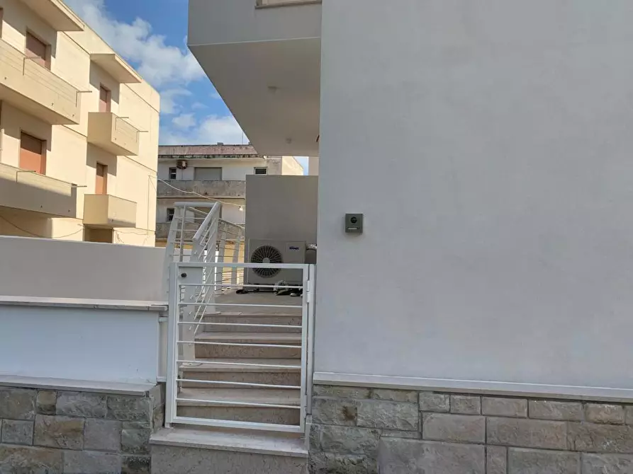 Immagine 1 di Appartamento in vendita  in Via Martire Schito, 1 a Otranto