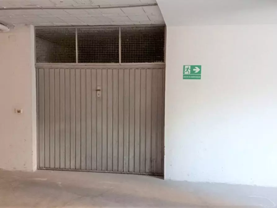 Immagine 2 di Box auto in vendita  in Via l Beethoven a Corciano