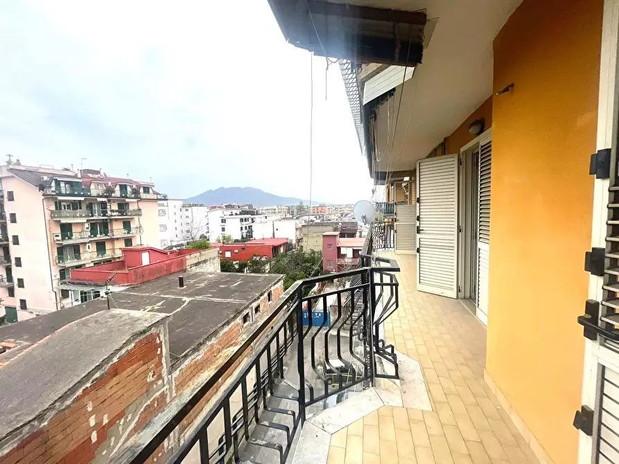 Immagine 1 di Appartamento in vendita  in Corso Umberto I a Casalnuovo Di Napoli