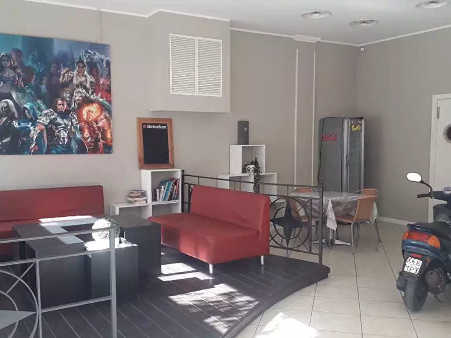 Immagine 8 di Attività commerciale in vendita  in Viale della Vittoria, 0 a Alba Adriatica