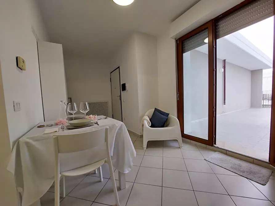 Immagine 6 di Appartamento in vendita  in Via Ercole FalÃ², 25 a Alba Adriatica