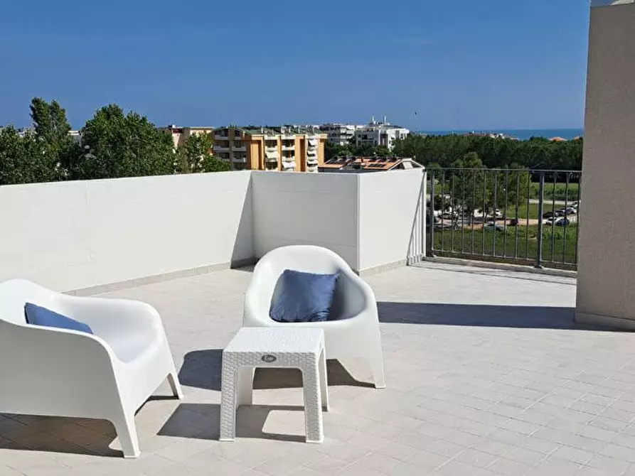 Immagine 17 di Appartamento in vendita  in Via Ercole FalÃ², 25 a Alba Adriatica