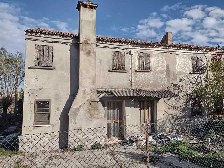 Immagine 1 di Casa indipendente in vendita  in Via BOSCOCHIARO via dei mille, 59 a Cavarzere