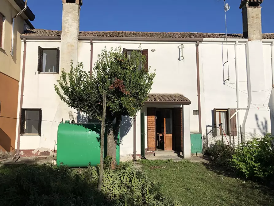 Immagine 1 di Casa indipendente in vendita  in Via PASSETTO Strada Passetto, 0 a Adria