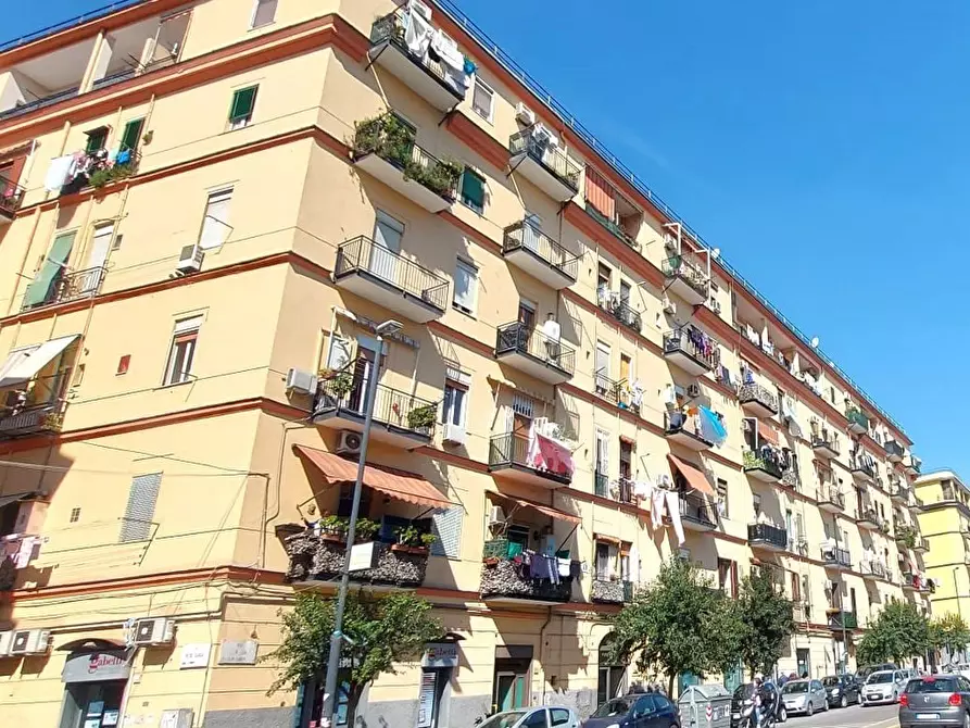 Immagine 1 di Appartamento in vendita  in Via Arenaccia a Napoli