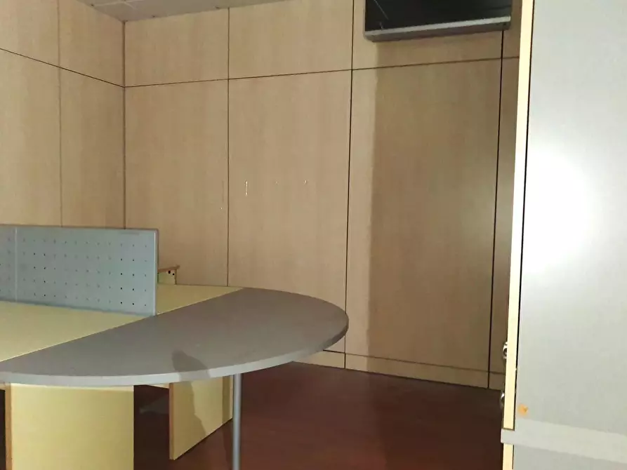 Immagine 8 di Ufficio in vendita  in Via Michele Titone, 12 a Palermo