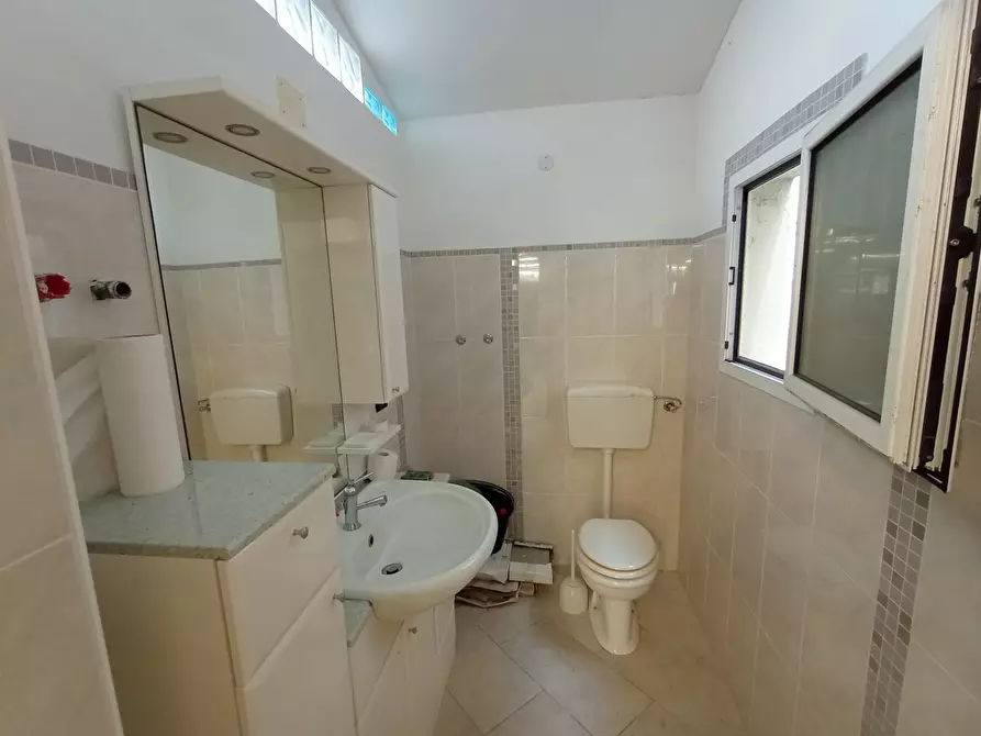 Immagine 13 di Laboratorio in vendita  in Via SAN PIETRO  Via 5 Martiri, 60 a Cavarzere