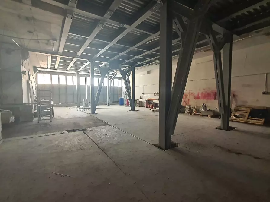 Immagine 10 di Ufficio in affitto  in Via Lincoln, 21 a Palermo