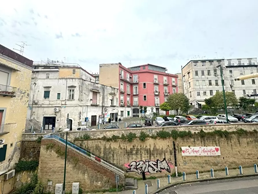 Immagine 7 di Appartamento in vendita  in Via michele guadagno a Napoli