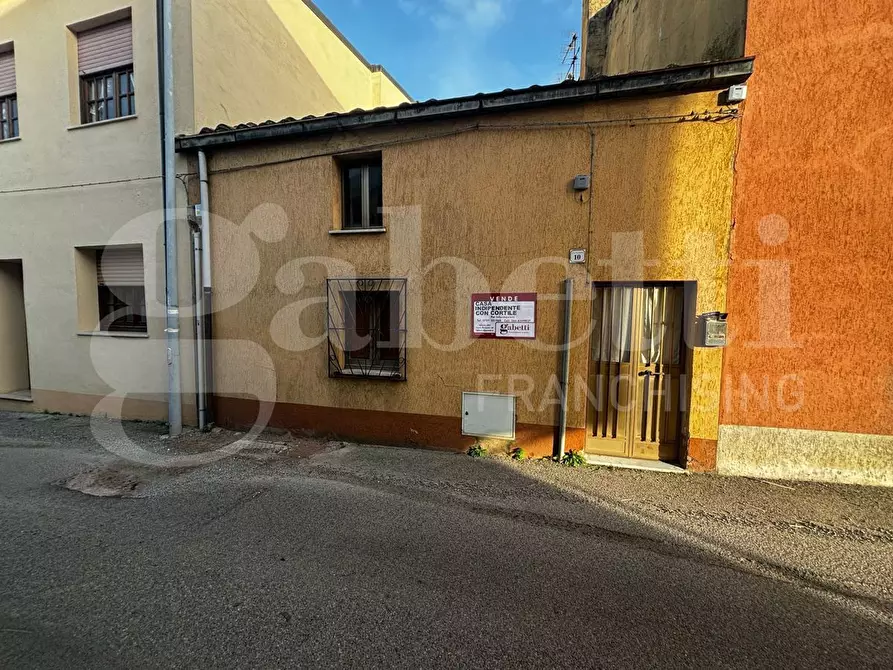 Immagine 1 di Casa indipendente in vendita  in Via Guido Rossa, 10 a Villamassargia