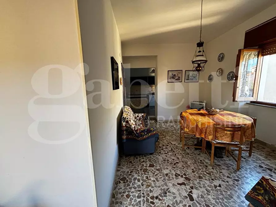 Immagine 5 di Appartamento in vendita  in Via Mercato, 15 a Villamassargia