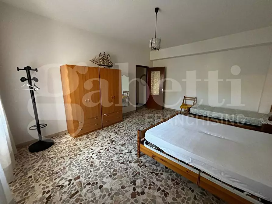 Immagine 14 di Appartamento in vendita  in Via Mercato, 15 a Villamassargia