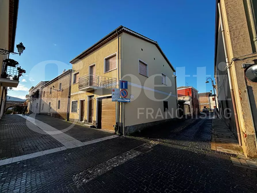 Immagine 1 di Appartamento in vendita  in Via Mercato, 15 a Villamassargia