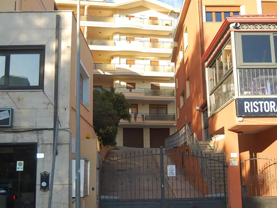 Immagine 1 di Appartamento in vendita  in Piazza Sella, 17 a Iglesias