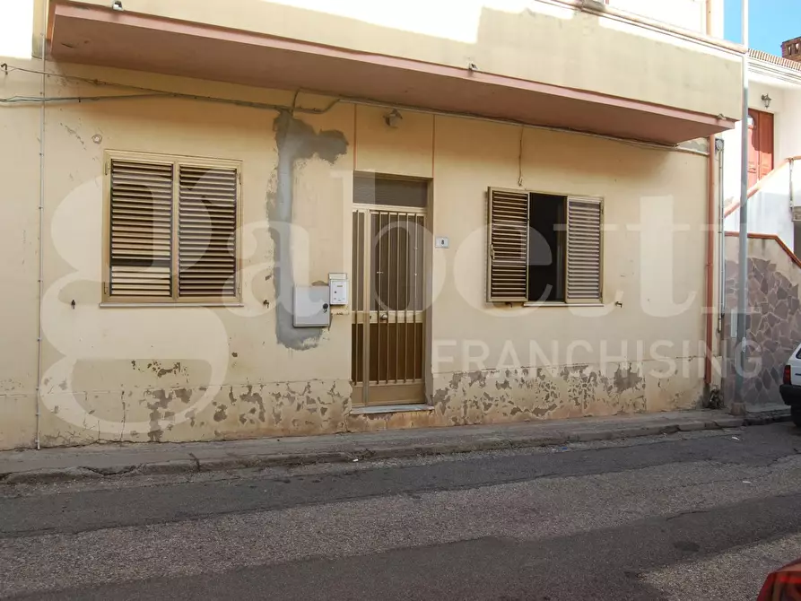 Immagine 1 di Appartamento in vendita  in Via Ancona, 18 a Iglesias